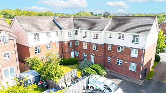 2 Bedroom Flat For Sale In Park Way, Birmingham, B45