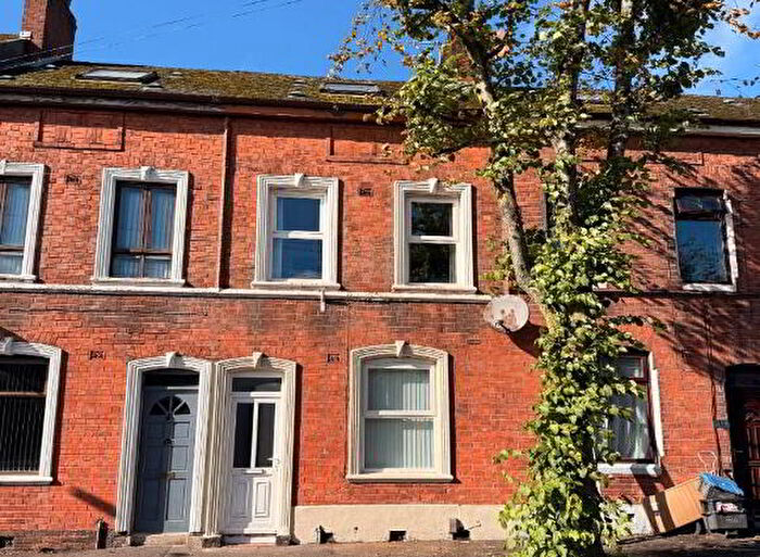 3 Bedroom End Of Terrace House To Rent In Ainsworth Avenue, Belfast, BT13