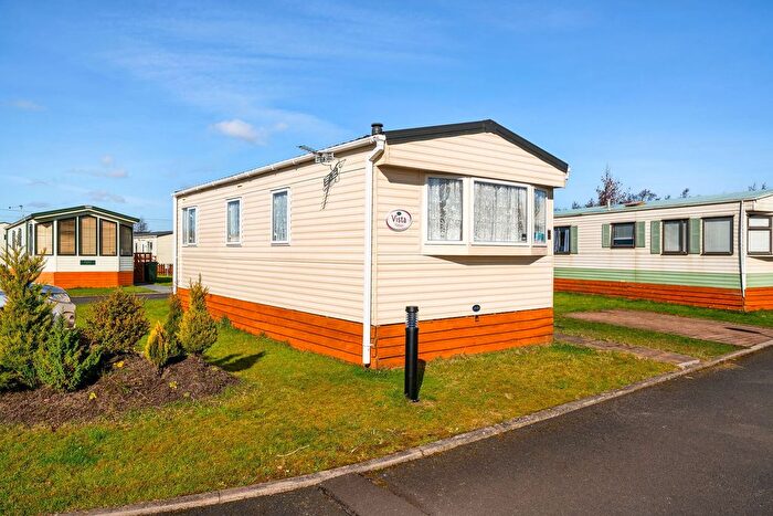 2 Bedroom Mobile/park Home For Sale In Beechtree Park, Denny, FK6