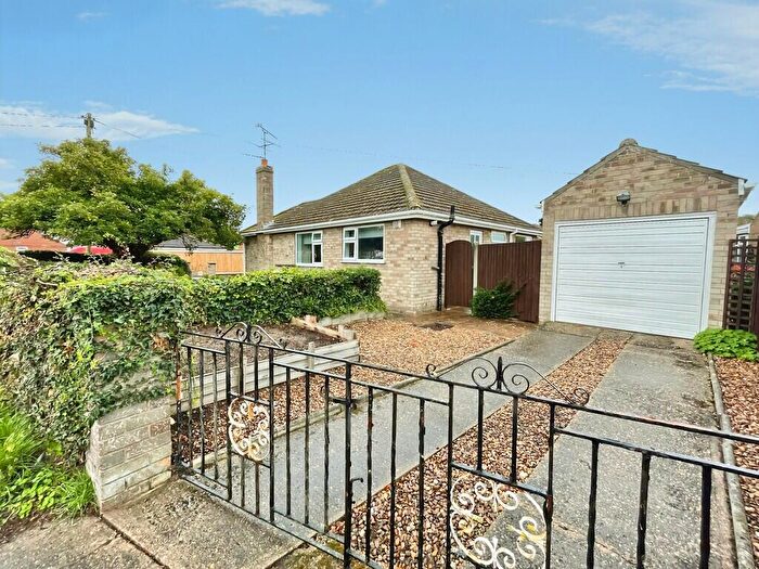 2 Bedroom Detached Bungalow To Rent In Robertson Road, North Hykeham, LN6