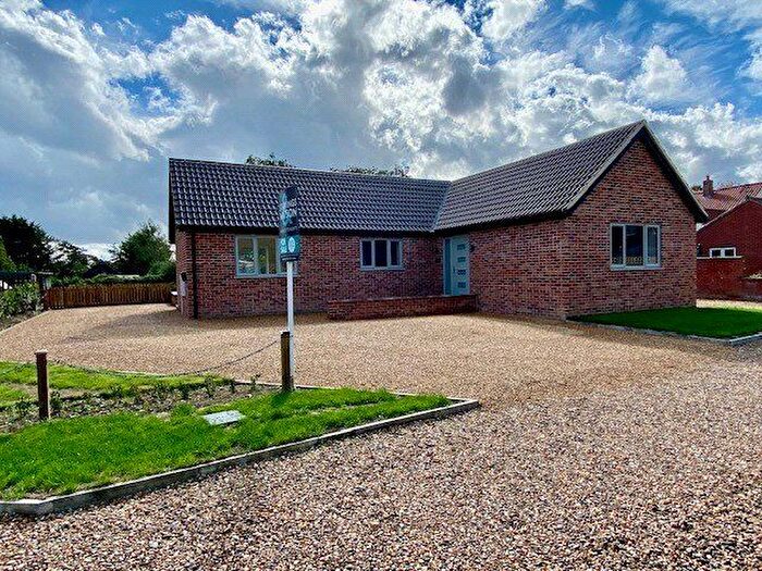 3 Bedroom Bungalow For Sale In The Street, North Lopham, Diss, Norfolk, IP22