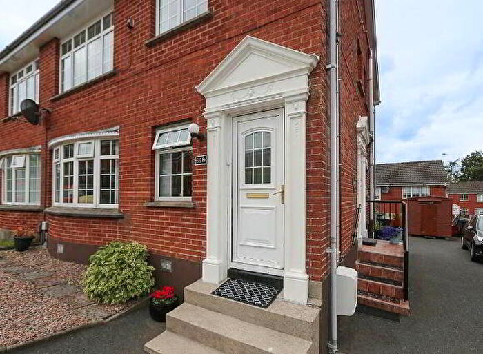 2 Bedroom Apartments To Rent In B Dundonald Heights, Belfast, BT16