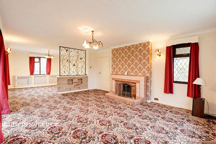 4 Bedroom Detached House For Sale In Minden Grove, Sneyd Green, ST6