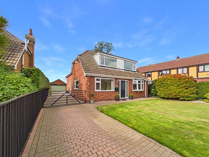 4 Bedroom Detached Bungalow For Sale In Churchthorpe, Fulstow, Louth, LN11