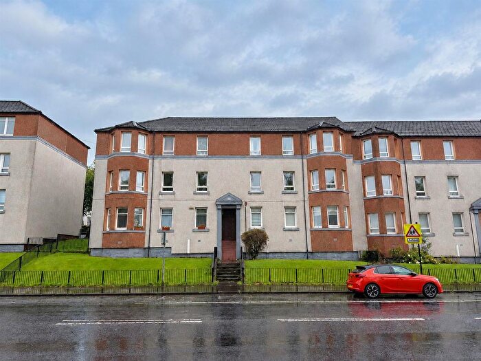 3 Bedroom Flat To Rent In Cumbernauld Road, Glasgow, G31