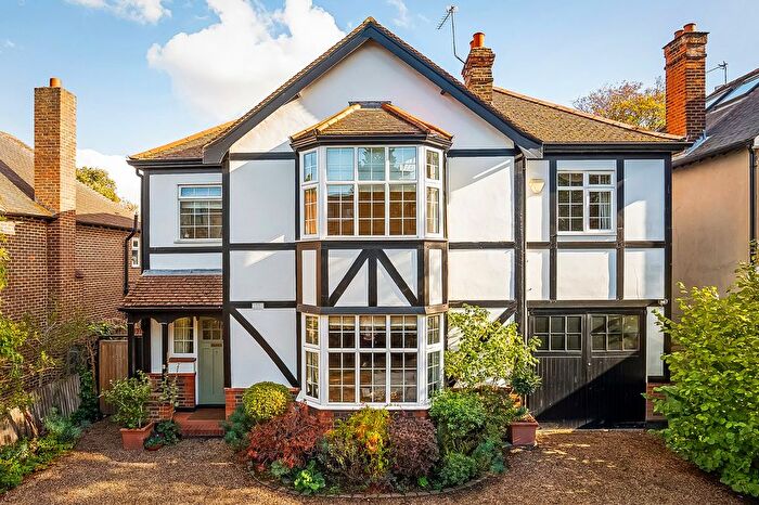 5 Bedroom Detached House For Sale In Church Road, East Molesey, Surrey, KT8