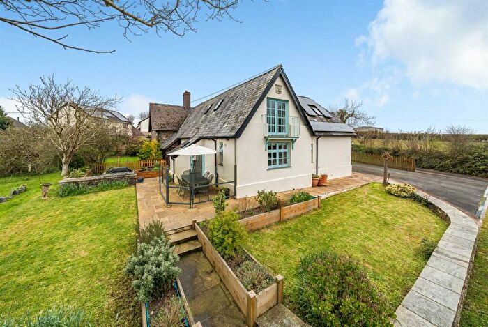 4 Bedroom Semi-Detached House For Sale In Yarnscombe, Barnstaple, EX31