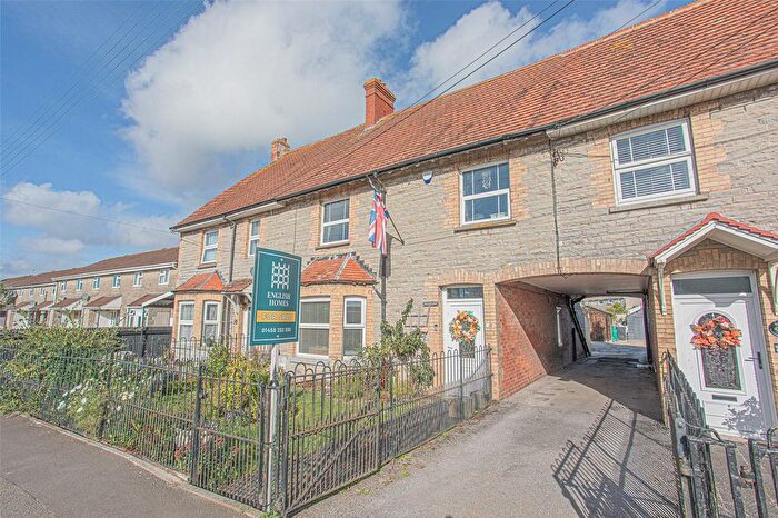 3 Bedroom Terraced House For Sale In Behind Berry, Somerton, TA11