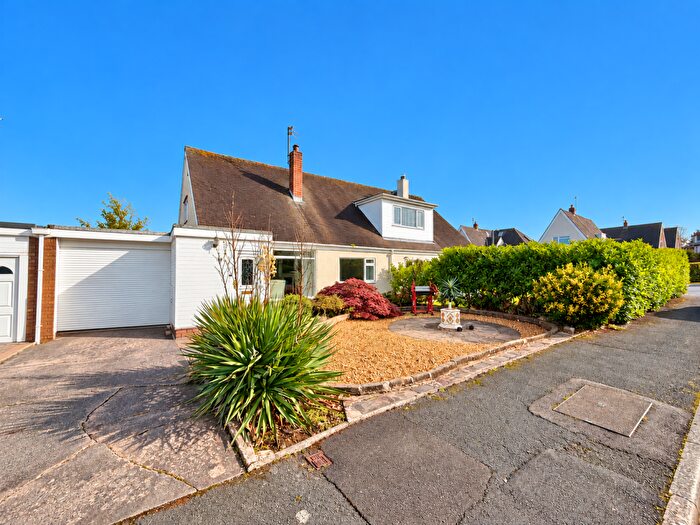2 Bedroom Bungalow For Sale In Lowick Drive, Poulton-Le-Fylde, FY6