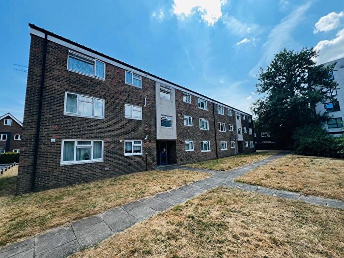 1 Bedroom Flat To Rent In Northgate, RH10