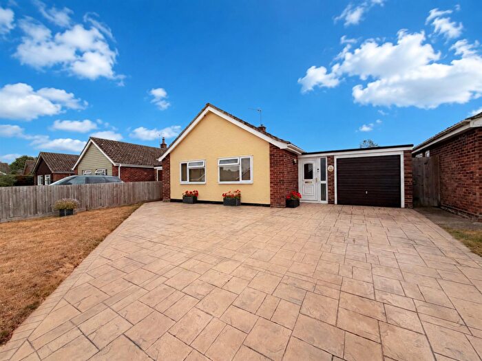 3 Bedroom Detached Bungalow For Sale In Woodward Avenue, Bacton, Stowmarket, IP14