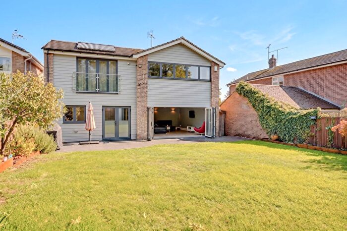 4 Bedroom Detached House To Rent In Kingsmead, Sawbridgeworth, CM21