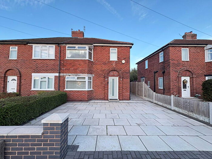 3 Bedroom Semi-Detached House For Sale In Sankey Road, Maghull, L31