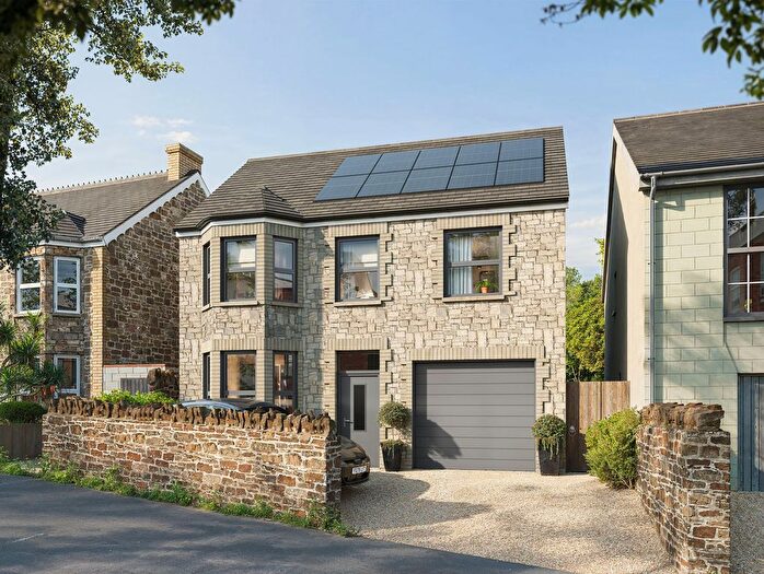 4 Bedroom Property For Sale In Parkenbutts, Newquay, TR7