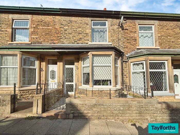 2 Bedroom Terraced House For Sale In Federation Street, Barnoldswick, BB18