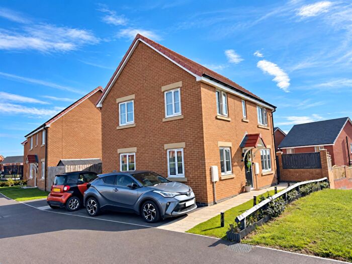 3 Bedroom Detached House For Sale In Bilberry Way, Darlington, DL1