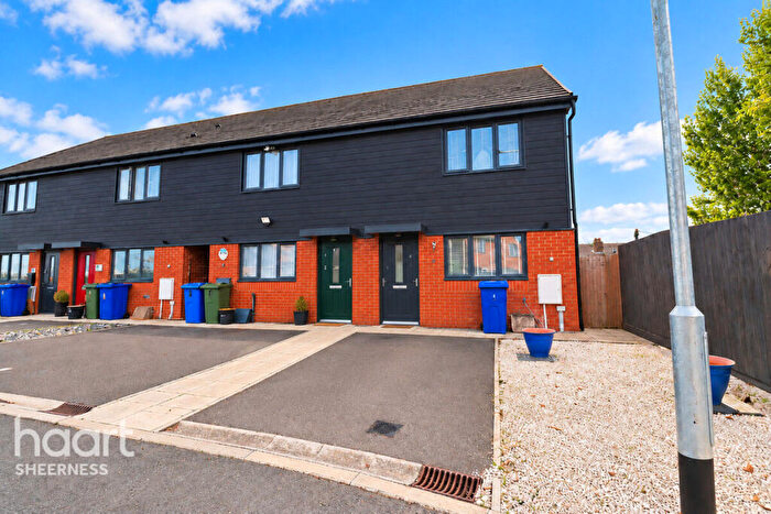 2 Bedroom End Of Terrace House For Sale In Beasley Close, Queenborough, ME11