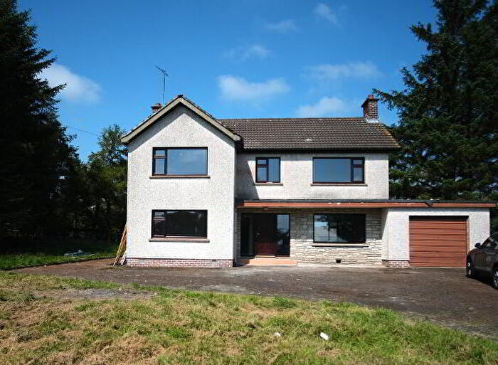 4 Bedroom Detached House With Garages To Rent In Drumbane Road, Maghera, BT46