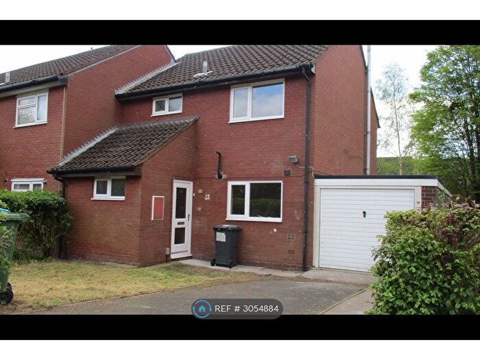 3 Bedroom Terraced House To Rent In Edale, Tamworth, B77