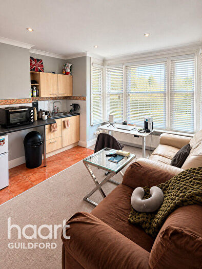 1 Bedroom Apartment To Rent In Farnham Road, Guildford, GU2