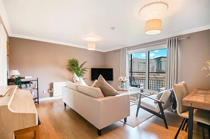 2 Bedroom Flat For Sale In Riverview Place, Glasgow, Glasgow City, G5