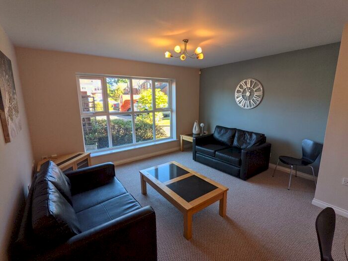 2 Bedroom Flat To Rent In Roundhaven, Durham, DH1