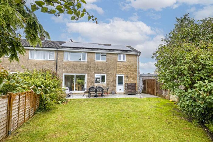4 Bedroom Semi-Detached House For Sale In Four Bedroom Family Home In Castle Cary, BA7