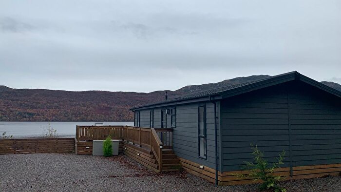 2 Bedroom Lodge For Sale In Invermoriston, Inverness, IV63