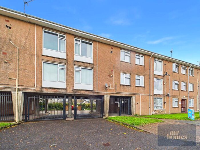1 Bedroom Flat For Sale In Lawrenny Avenue, Canton, Cardiff, CF11