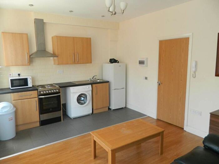 1 Bedroom Flat To Rent In Claude Road, Roath, CF24