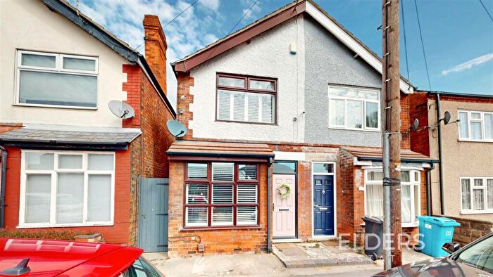 2 Bedroom Semi-Detached House For Sale In Barker Gate, Ilkeston, DE7