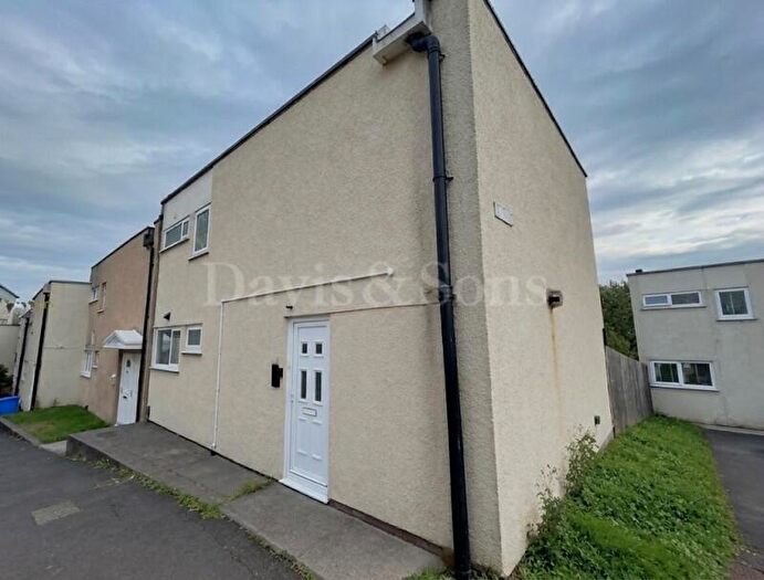 3 Bedroom End Of Terrace House For Sale In Fernbank, Greenmeadow, Cwmbran., NP44
