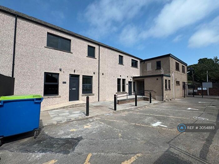 3 Bedroom Flat To Rent In Academy Lane, Arbroath, DD11