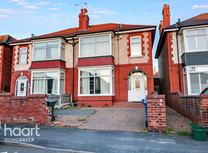 3 Bedroom Semi-Detached House For Sale In Balmoral Road, Town Moor, Doncaster, DN2