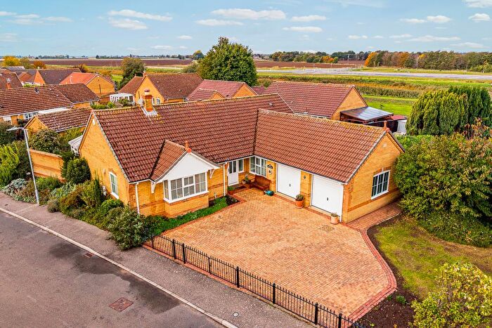 3 Bedroom Detached Bungalow For Sale In Angelica Drive, Spalding, PE11