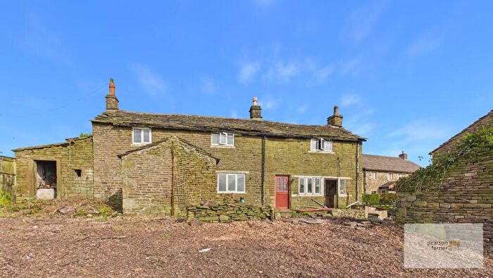 3 Bedroom Detached House For Sale In Hawkshaw Lane, Hawkshaw, Bury, BL8