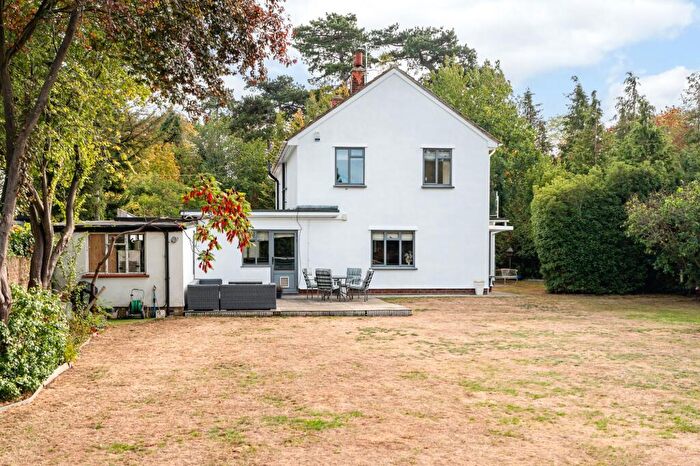 4 Bedroom Detached House For Sale In Hoe Lane, Ware, SG12