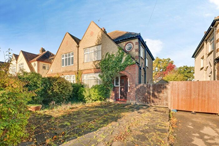 3 Bedroom Semi-Detached House For Sale In Somerset Avenue, Chessington, KT9