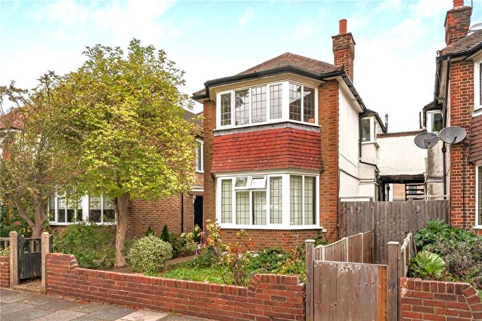2 Bedroom Maisonette For Sale In Craneford Way, Twickenham, TW2
