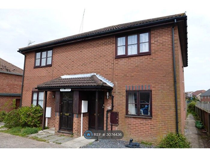 1 Bedroom Flat To Rent In Simons Court, Aylesham, Canterbury, CT3