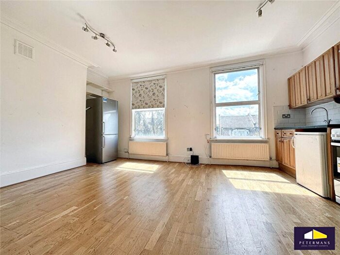 4 Bedroom Flat To Rent In Underhill Road, London, SE22
