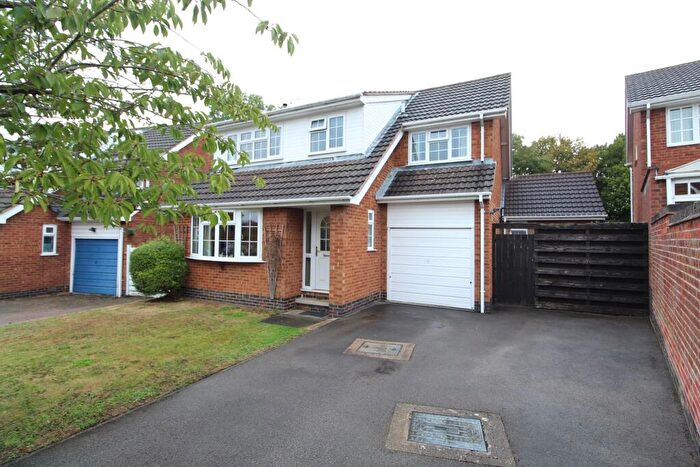 4 Bedroom Detached House For Sale In Shelley Drive, Lutterworth, LE17