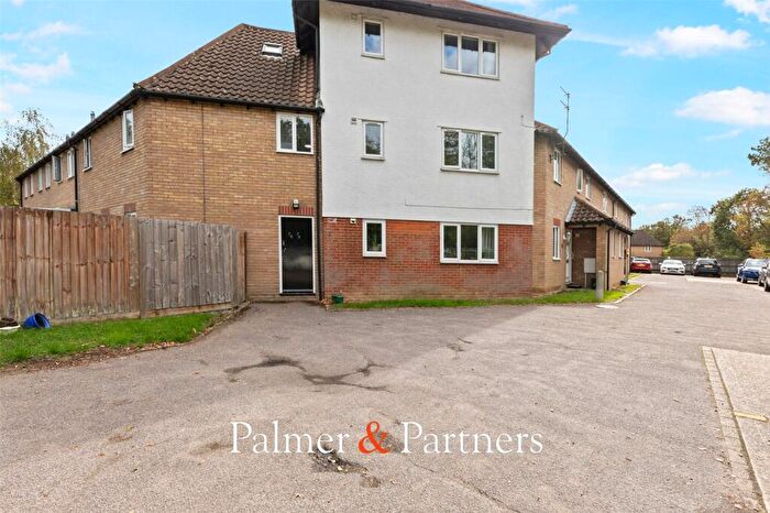 1 Bedroom Apartment For Sale In Dale Close, Stanway, Colchester, Essex, CO3
