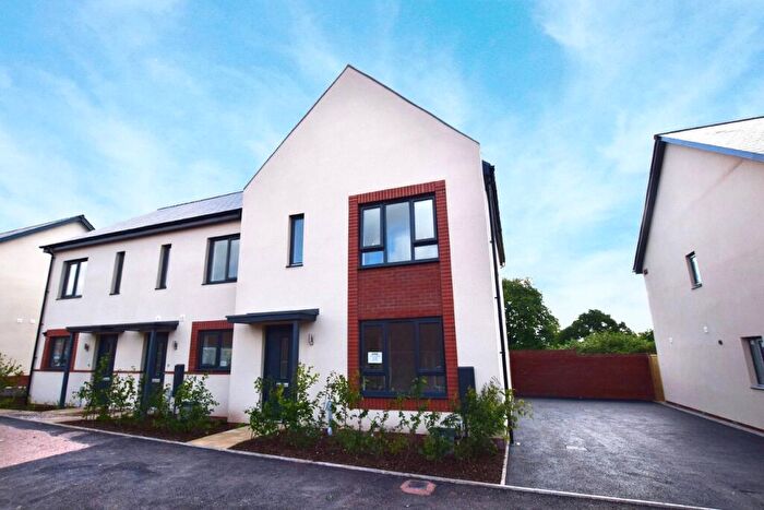 3 Bedroom Semi-Detached House To Rent In Matford, Exeter, Devon, EX2