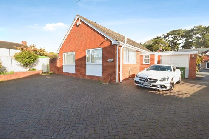 3 Bedroom Detached Bungalow For Sale In Vicarage Gardens, Old Vicarage Road, Exeter, Devon, EX2