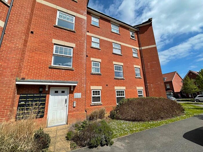 2 Bedroom Flat To Rent In *Zero Deposit Option* Reid Crescent, Hellingly, BN27