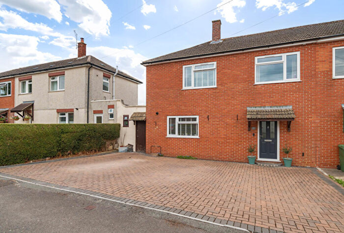 3 Bedroom Semi-Detached House For Sale In Hillcrest Road, Stroud, Gloucestershire, GL5