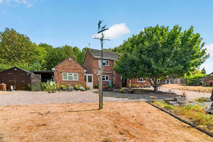 3 Bedroom Detached House For Sale In Uckinghall, Tewkesbury, GL20