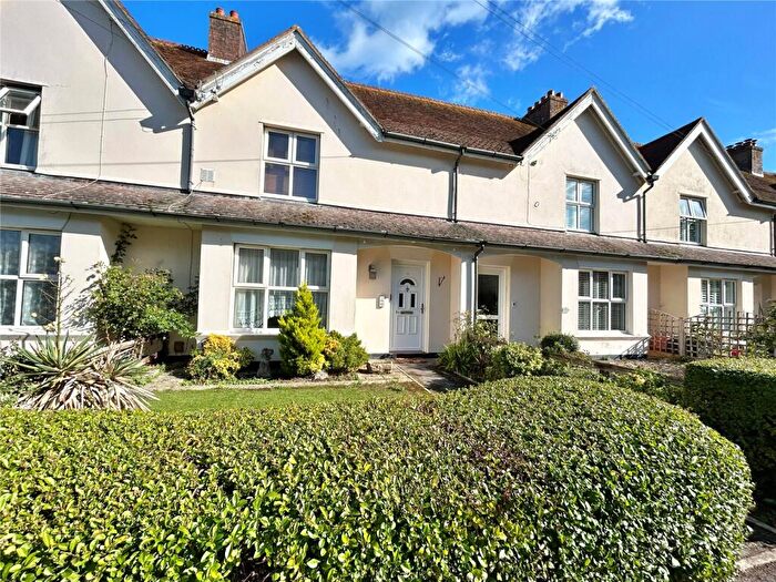 1 Bedroom Apartment For Sale In Waterford Road, Highcliffe, Christchurch, Dorset, BH23