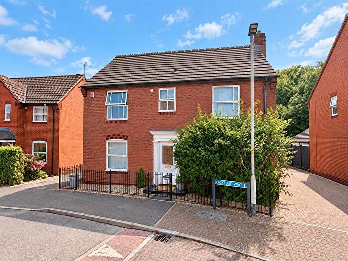 4 Bedroom Detached House For Sale In Kaskelot Way, Hempsted, Gloucester, GL2